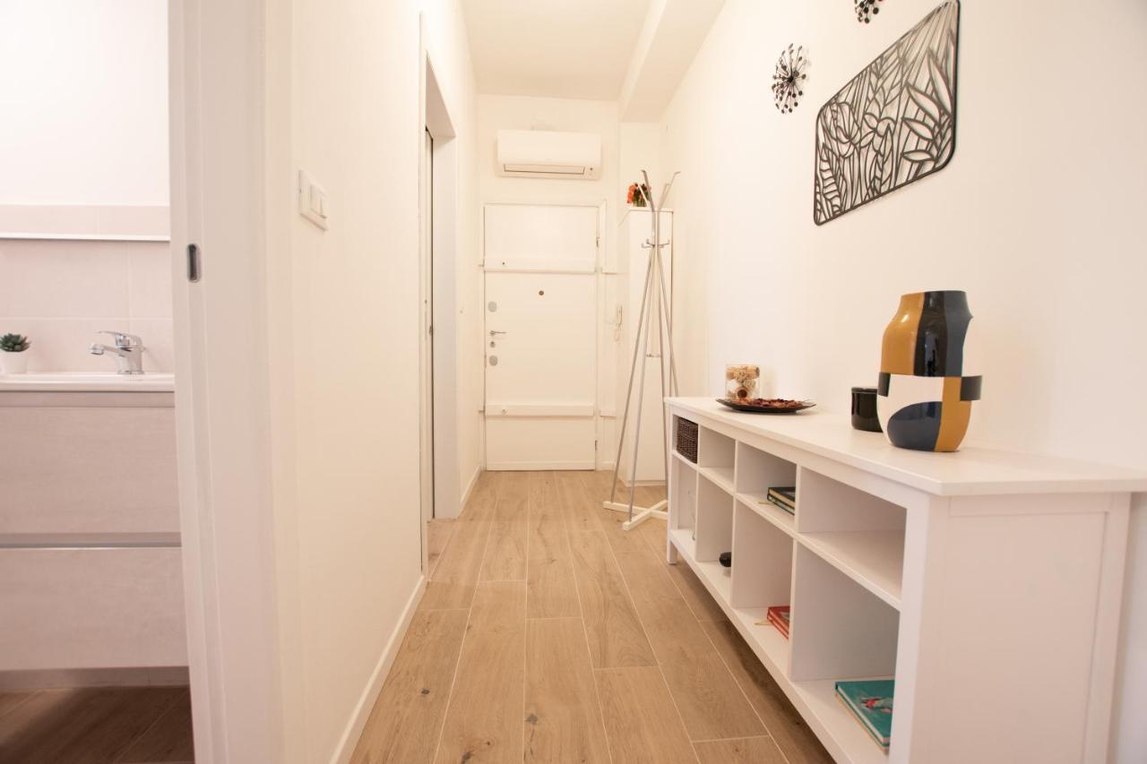 Ihost - Mancini 14 * Milano